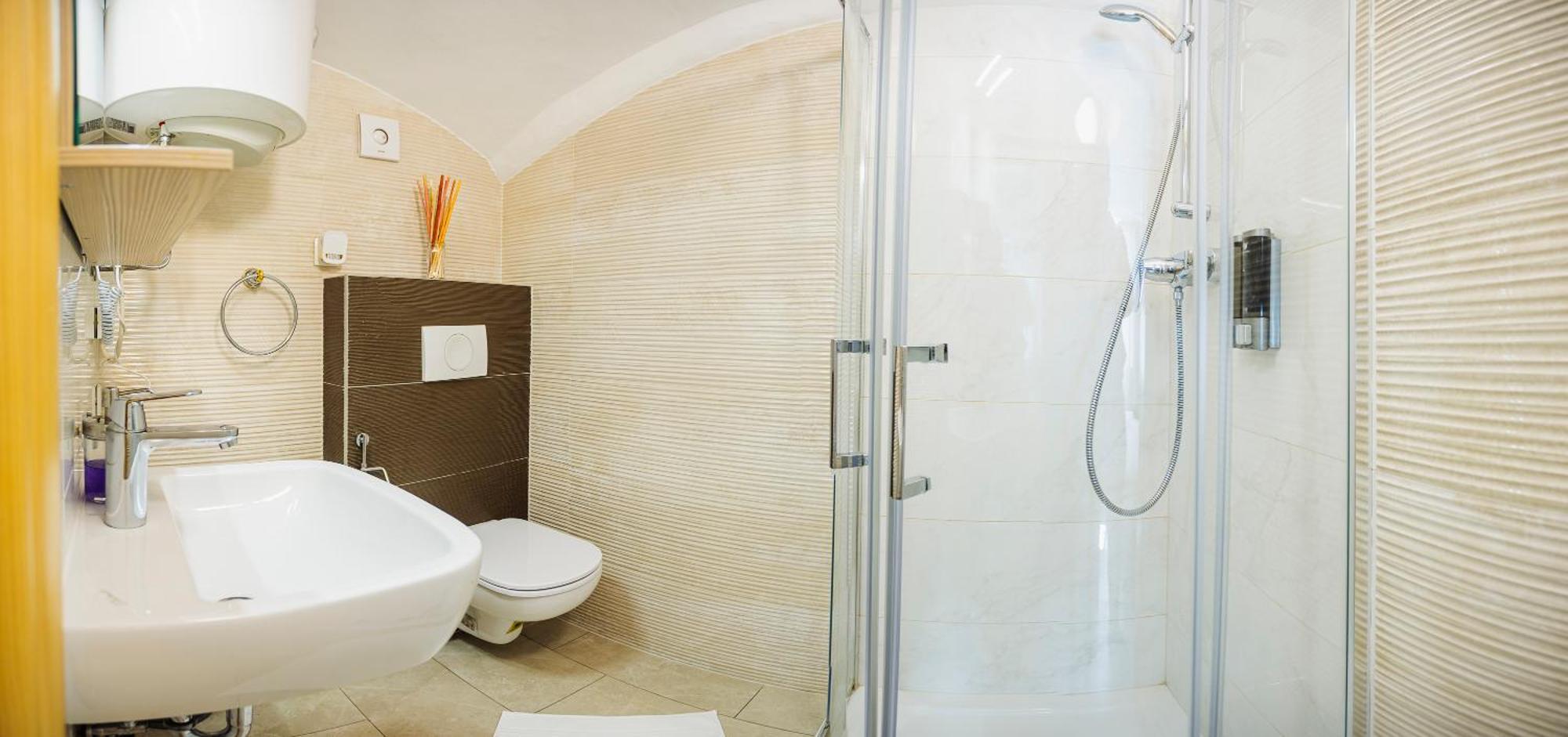 Hotel Siska Ljubljana Ngoại thất bức ảnh