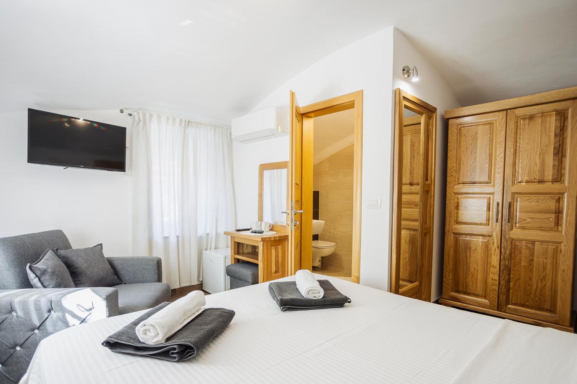 Hotel Siska Ljubljana Ngoại thất bức ảnh